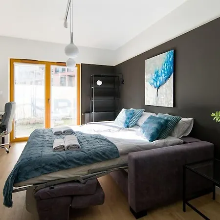 Modern Apt Next To Train Station Krakow Exterior photo