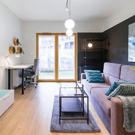 Modern Apt Next To Train Station Krakow Exterior photo